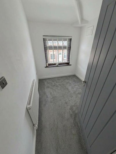 1 bedroom box room available to rent  Main Photo