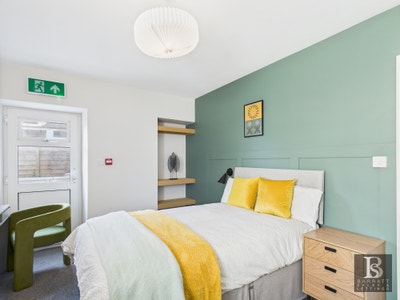 Amazing Room - Nr Amazon - Parking & Garden ✨ Main Photo