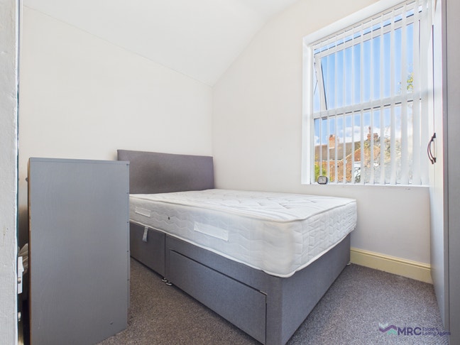 Furnished Room to Let Inclusive of Bills Main Photo
