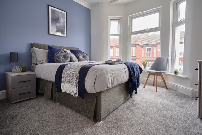 1 Double En Suite in 4 Bed House - CH42 Area Main Photo