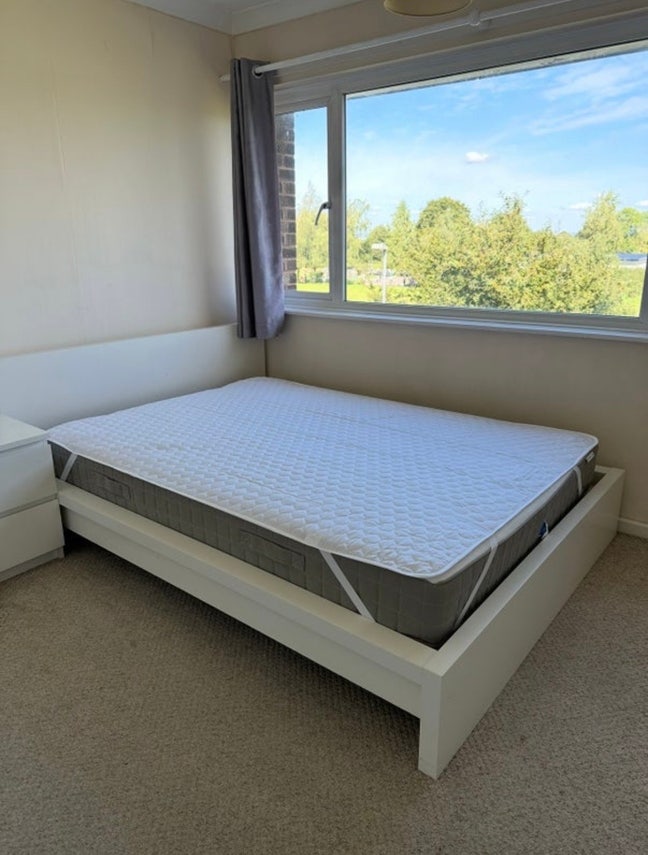Beautiful Master bedroom Ensuite to rent  Main Photo