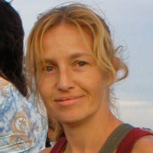 21 year old Female seeks a single or double room Main Photo