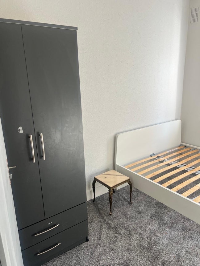 Single room in Asian family house Thornton Heath Main Photo