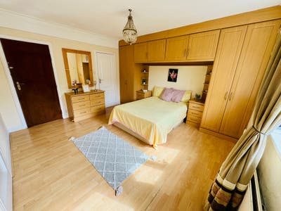 🌟  EN-SUITE Room in Park  Royal – Zone  3  🌟 Main Photo