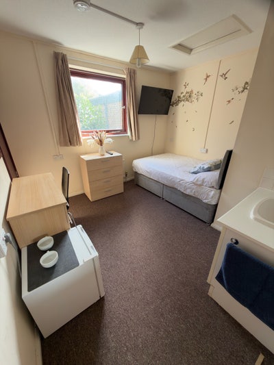 Double room near Lister Hospital  Main Photo