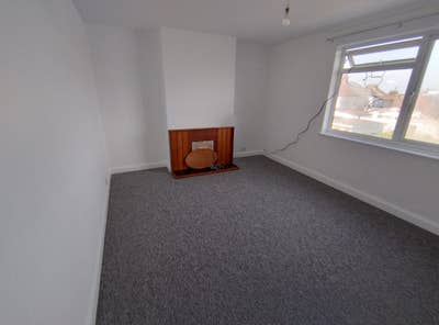 1 double bedroom available  Main Photo