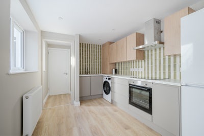 1 bedroom furnished apartment on glider route  Main Photo