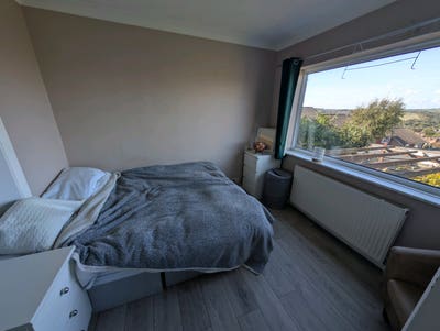 Beautiful room with amazing view of the downs Main Photo