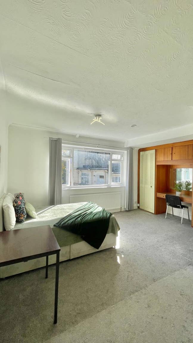 Spacious & Stylish Prime location En-suite in BH1 Main Photo