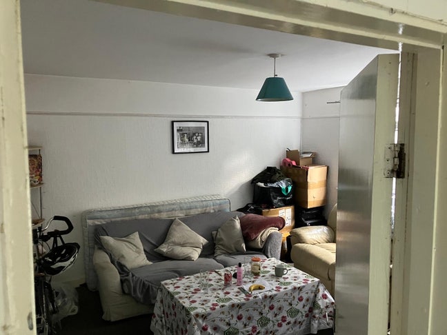 Single room available for the rent Main Photo