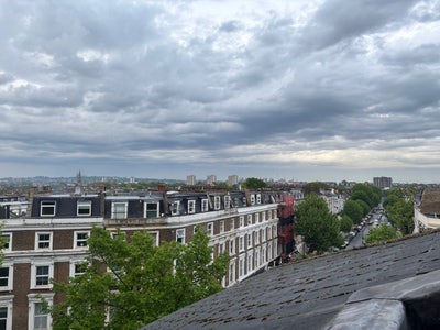 Double room with huge balcony🌳— Westbourne Park Main Photo