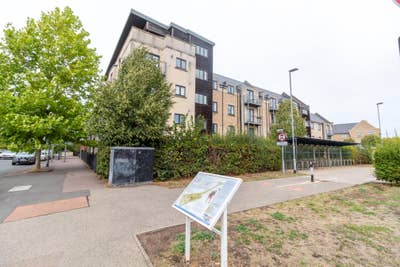 2 Bedroom Flat on Sweetpea Way, CB4 (64SW) Main Photo