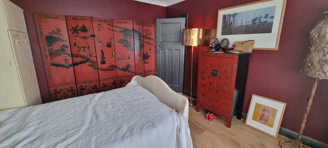 Home with pets double ROOM NW9 1st December  Main Photo