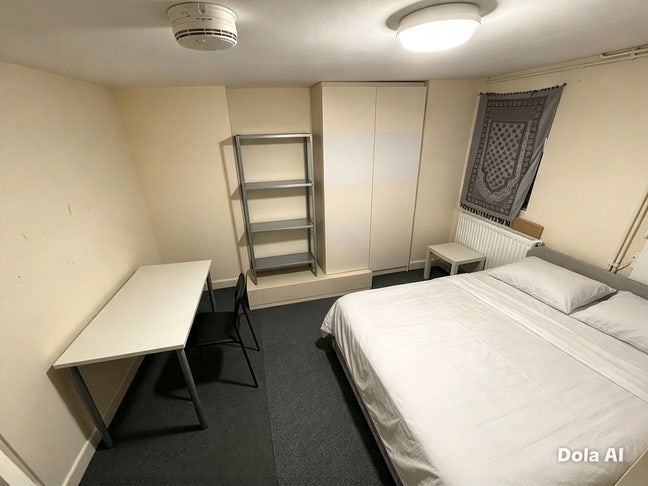 🏠Cozy Double Room🏠 E7  Main Photo