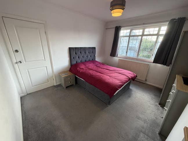 Double Room - nights & weekends the house is quiet Main Photo