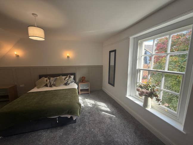 Stunning Self Contained Rooms- Mansfield, Must See Main Photo