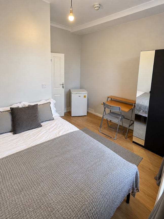 Charming Double In Dalston All Inclusive Main Photo