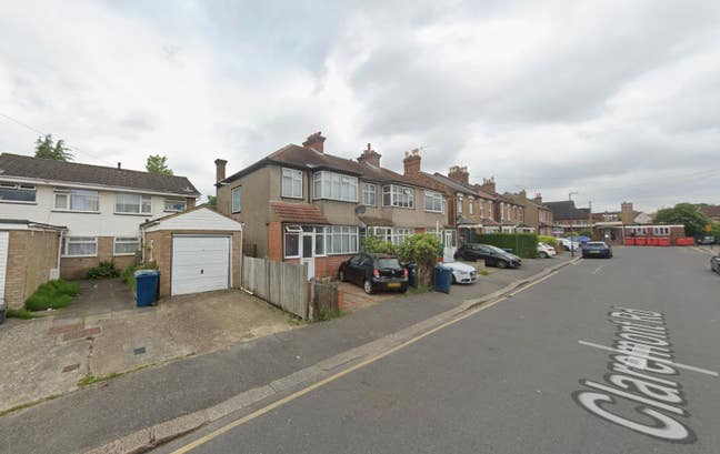 DSS-Studio Flat Available in Wealdstone Harrow HA3 Main Photo
