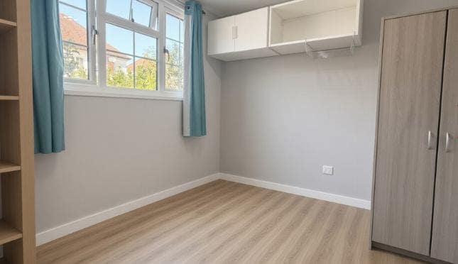 1 bed flat Main Photo