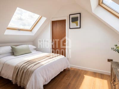 2 Bed Aprtmnt & Studio Avlbl – Trussell Close SO22 Main Photo