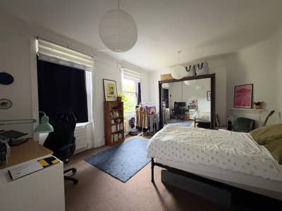 Beautiful bright large double bedroom in SE London Main Photo