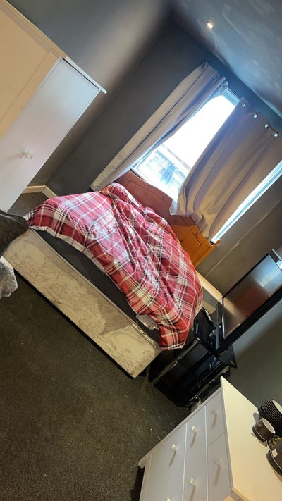 Preston Lovely double room  Main Photo