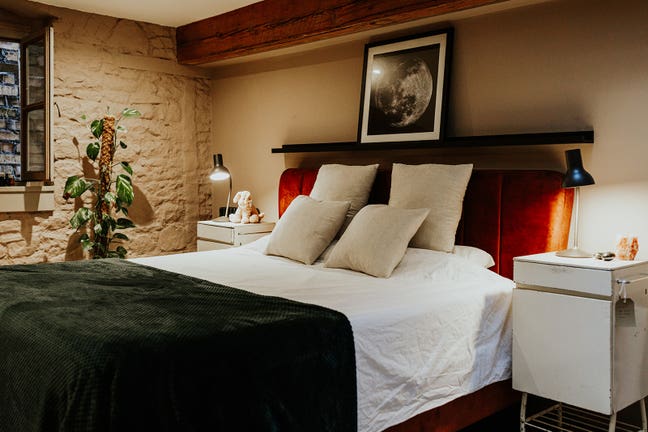Large Double Bedroom & Ensuite Montpelier Main Photo