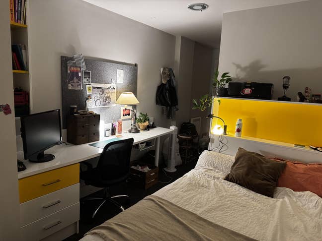 Tenancy Takeover in SE Double Room 💞 UAL ONLY 💞 Main Photo