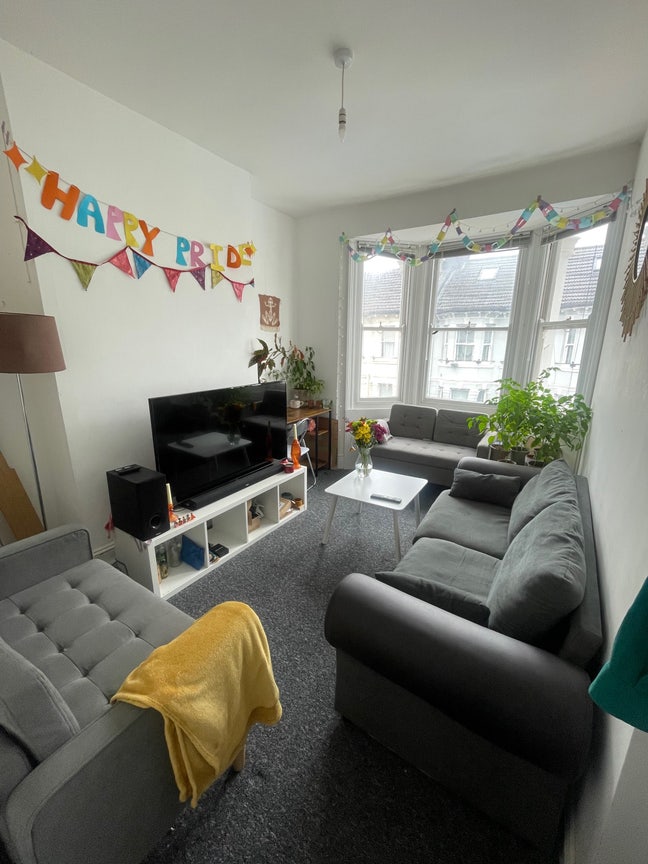Two Double Bedrooms in Seven Dials Flat Share Main Photo
