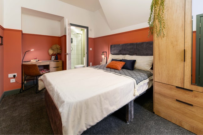 Ensuite Double Room | Salford | All Bills Included Main Photo