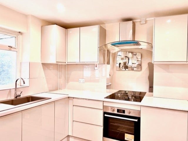 Ensuite Large Double Room, in Docklands, Near Dlr Main Photo
