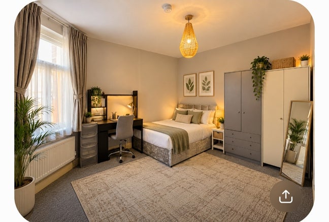 Large Double spacious size bedroom available Main Photo