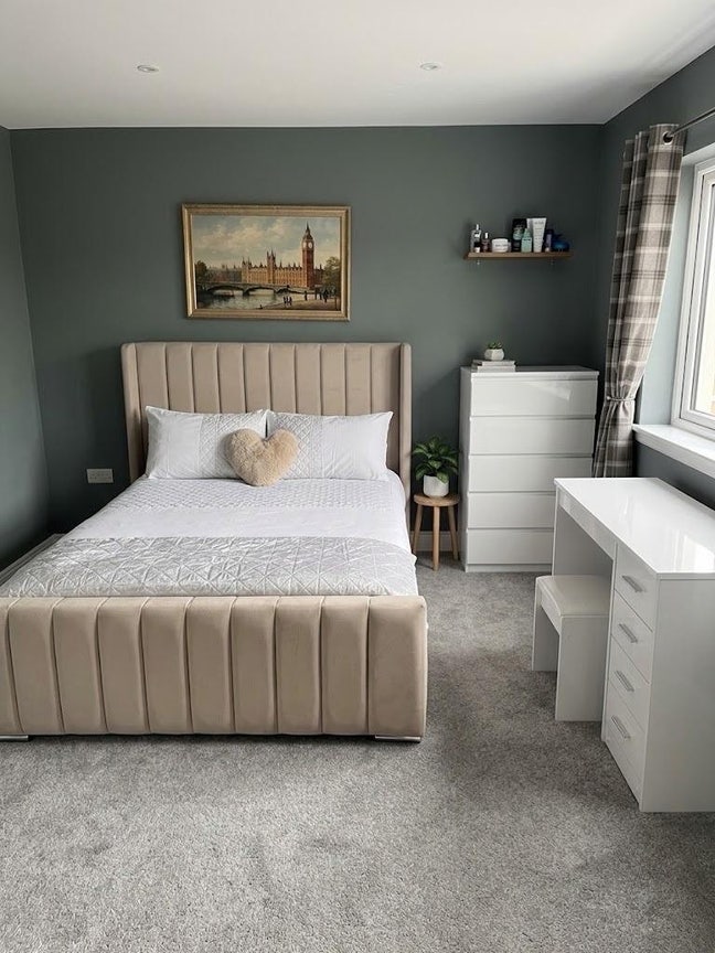 Room &pound;520.  Couples Supplement &pound;140 Main Photo