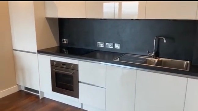     Modern Greengate flat – female flatmate wanted Main Photo