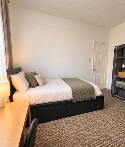 Double bedroom  Main Photo