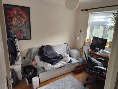 Cosy room with en-suite bathroom, bills included Main Photo