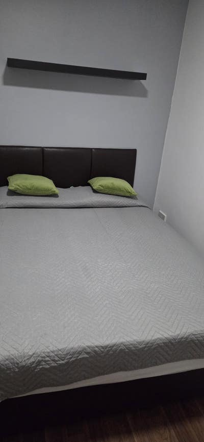 Bright & Quiet Double Room – Monday to Frid Main Photo
