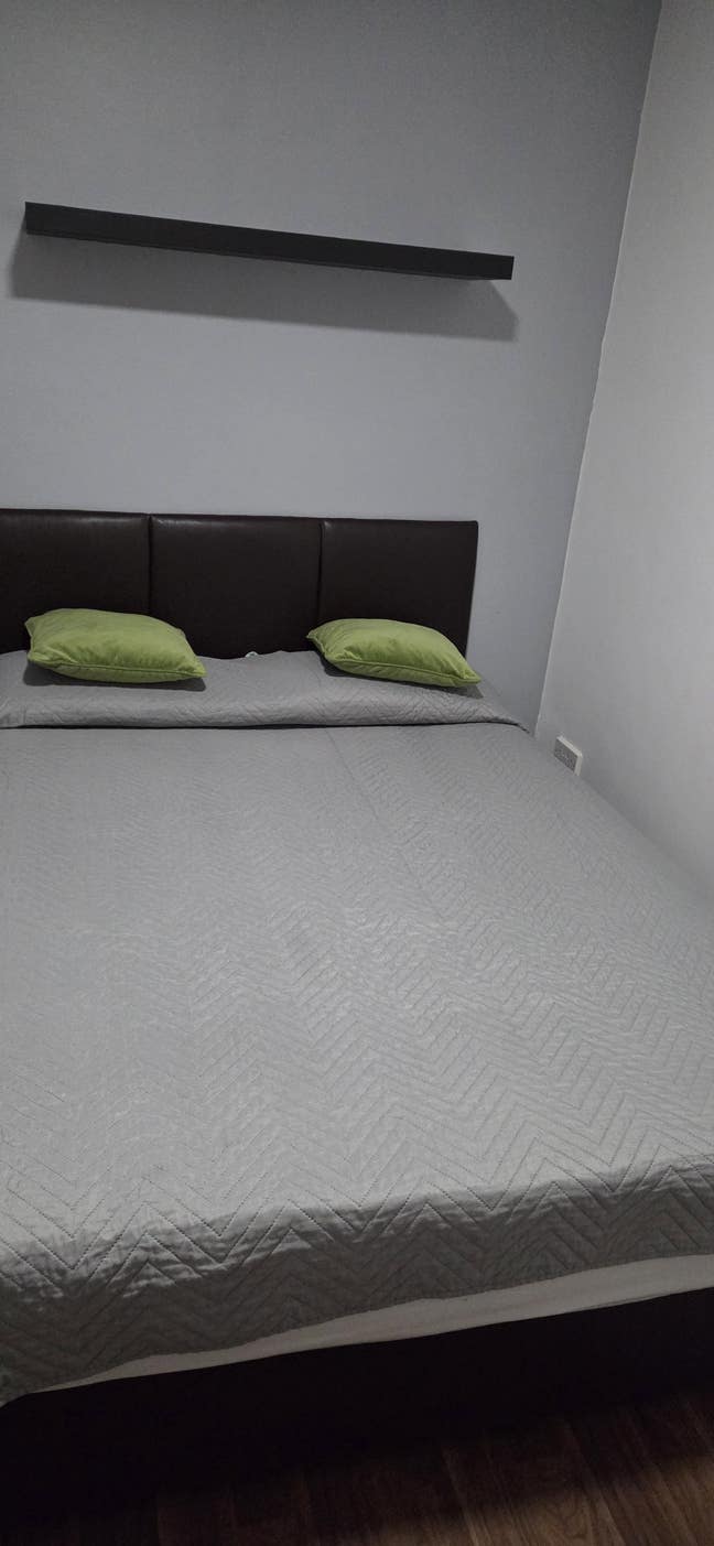 Bright & Quiet Double Room – Monday to Frid Main Photo