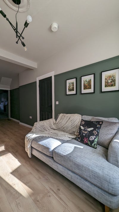 Gorgeous Two Bedroom  Main Photo