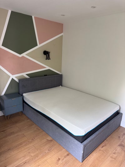 Big single room in quiet and clean house Main Photo