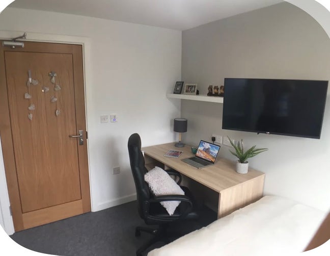 Kingfisher hall student accommodation  Main Photo