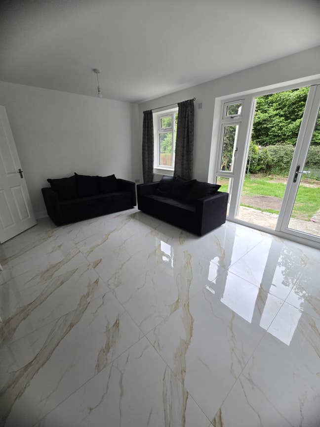 🏡 Brand New Single Room – NW9 | &pound;750 PCM  Main Photo