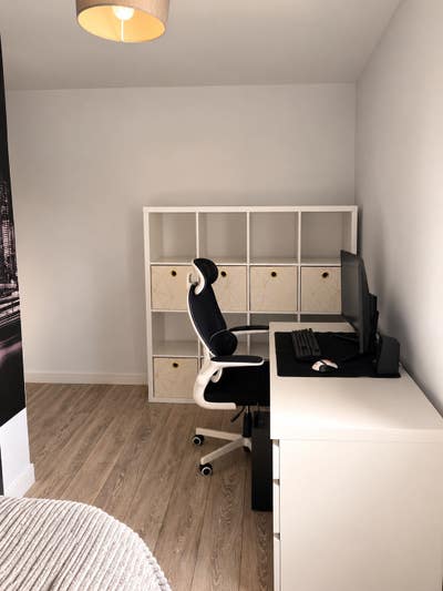 Rent room  Main Photo