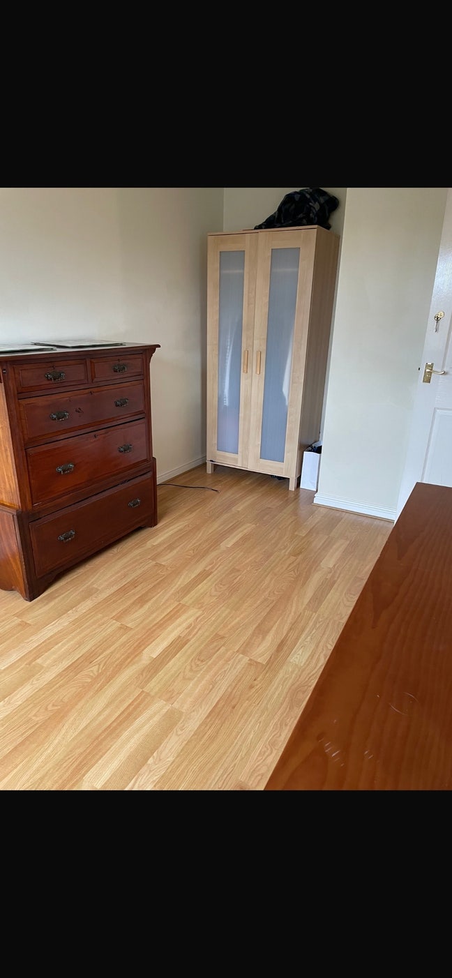 Hereford Centre Room – Bills & Parking Included Main Photo