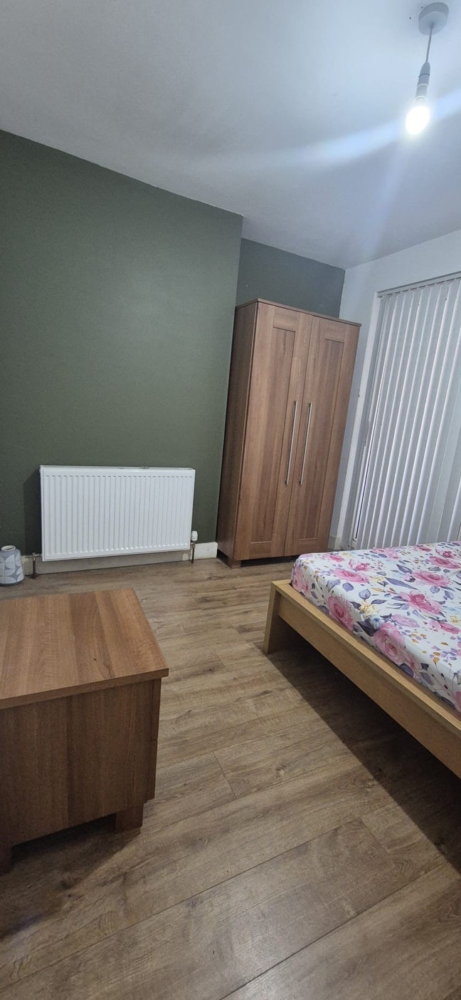 Modern  En-Suite Room-Best Location for Uni/Hos Main Photo