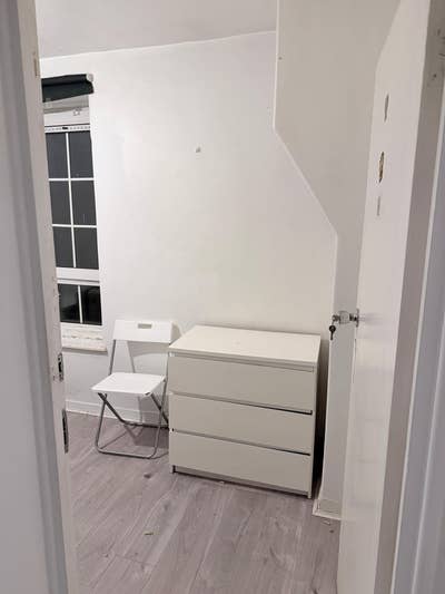 Double room in Canary Wharf  Main Photo