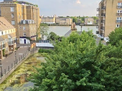 2 Beautiful Double Rooms in Narrow Street E14 Main Photo