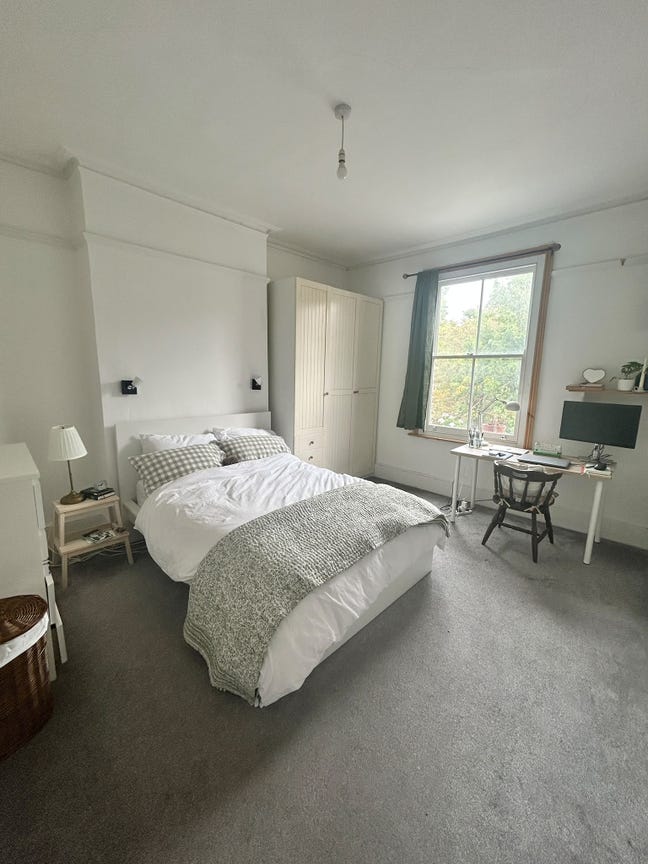 Large double room in Tulse Hill Main Photo
