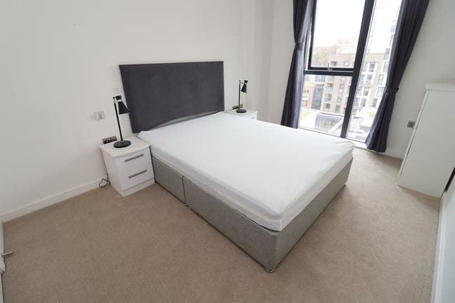 High Rise-Modern Double Room in Greenwich/SE10 Main Photo