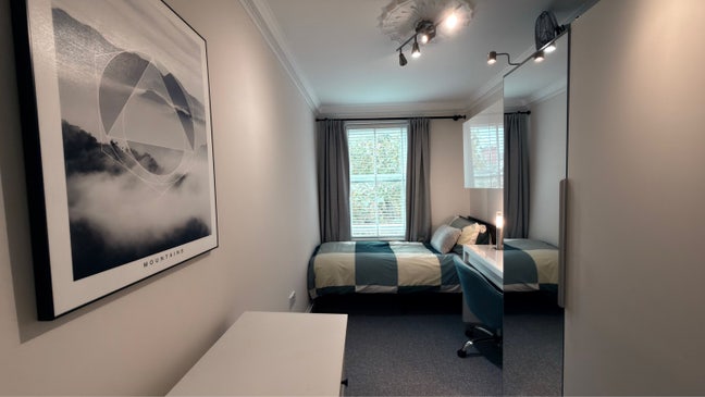 Room with a private bathroom in W9 West London  Main Photo